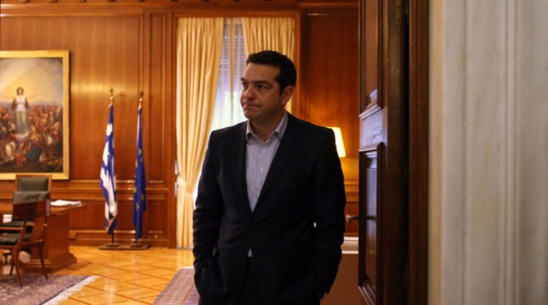 Επιχείρηση αλλαγής της ατζέντας από το Μέγαρο Μαξίμου
