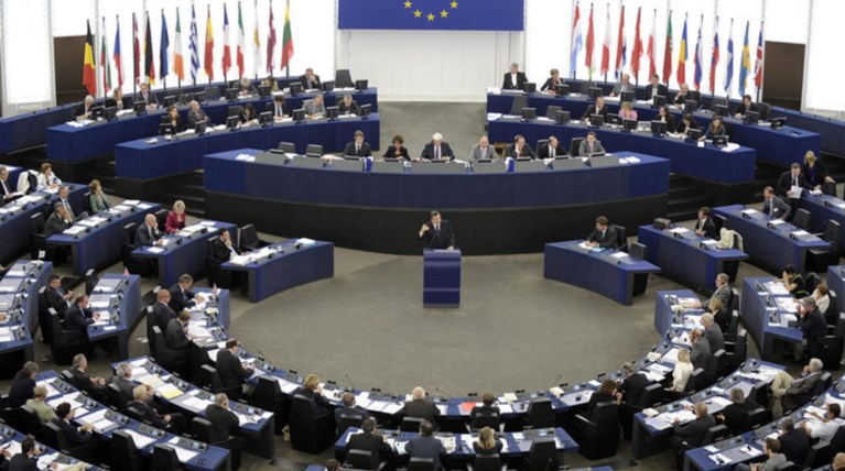 Επιτροπή για τα Panama Papers συστήνει το Ευρωκοινοβούλιο
