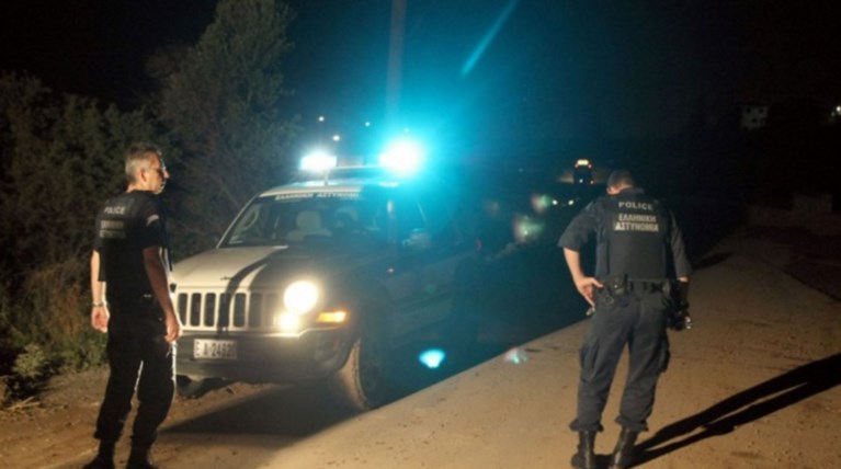 Ρόδος: Μαχαίρωσε την γυναίκα του μπροστά στο παιδί τους και αυτοκτόνησε
