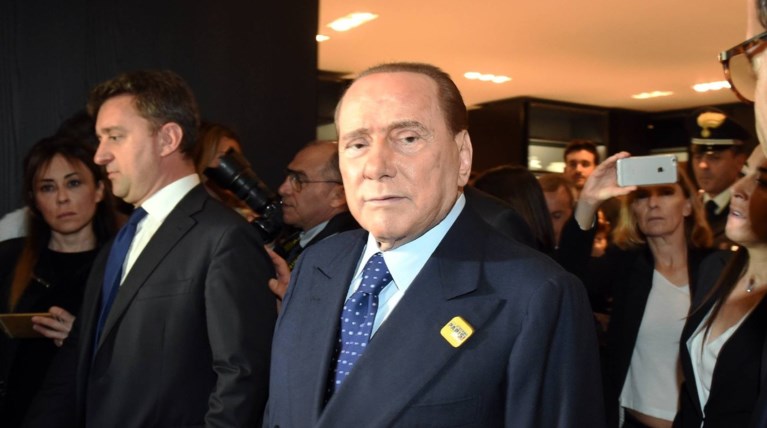 Με καρδιακή ανεπάρκεια ο Μπερλουσκόνι, χειρουργείται σύντομα