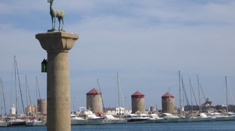 Τουρίστριες στη Ρόδο βιάστηκαν από ομοεθνείς τους