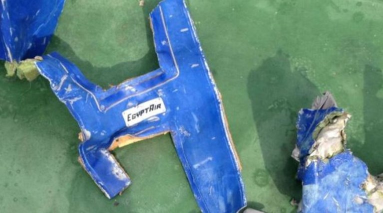 EgyptAir: Ανασύρθηκε και το δεύτερο μαύρο κουτί του μοιραίου αεροσκάφους