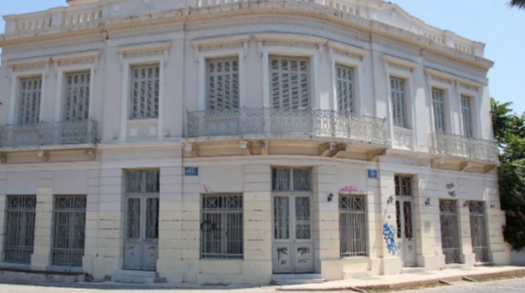 Θερινό σινεμά στον κήπο του Συλλόγου Ελλήνων Αρχαιολόγων
