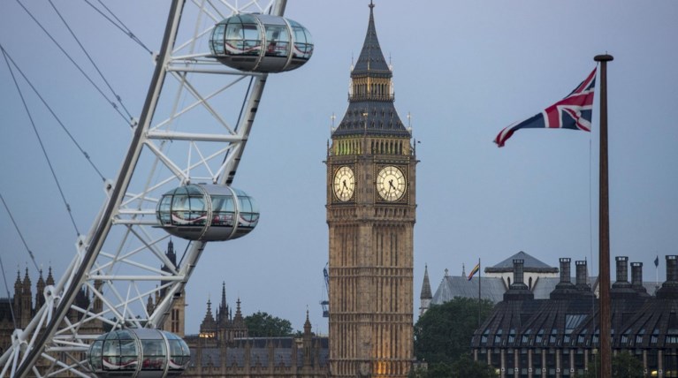Ανάλυση του CNBC: Οι 4+1 λόγοι που οδήγησαν στο Brexit