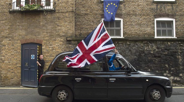 Το Brexit διαλύει τους Εργατικούς στη Βρετανία