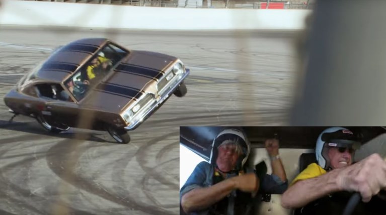 Από θαύμα σώθηκε ο Jay Leno ύστερα από ατύχημα με αυτοκίνητο 2500 ίππων