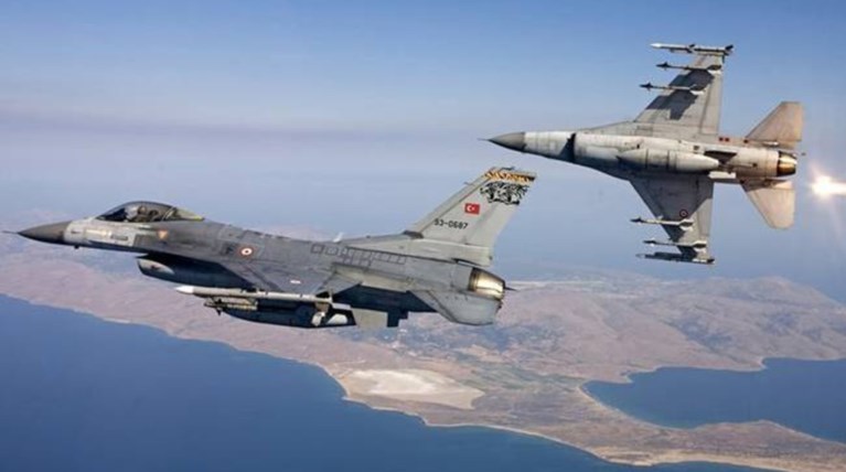 Και νέες μαζικές παραβιάσεις από τουρκικά μαχητικά, τα δυο ήταν οπλισμένα