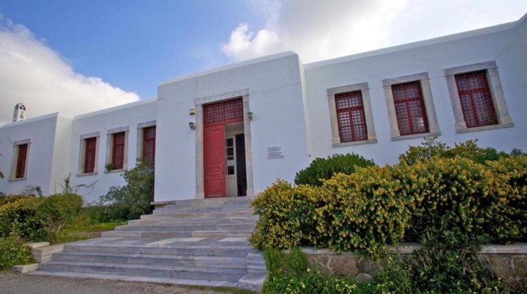 Αρχαιολογικό Μουσείο Μυκόνου:Κοσμήματα από την εποχή του λίθου ως σήμερα