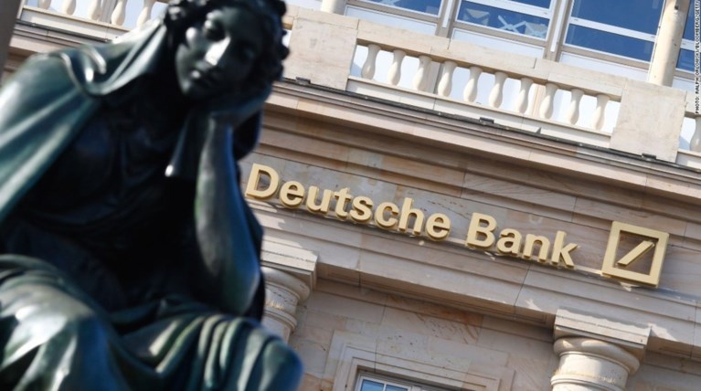 Γιατί ΔΝΤ, Fed και Σόρος έχουν βάλει στο μάτι την Deutsche Bank;