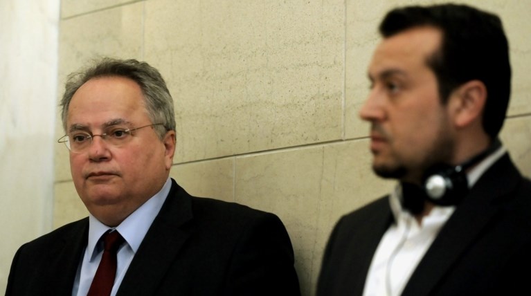 Παππάς και Κοτζιάς «έδωσαν» τον Γιάνη Βαρουφάκη