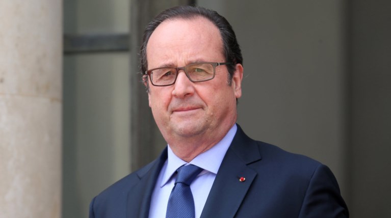 Μικρή άνοδος της δημοτικότητας του Φρανσουά Ολάντ
