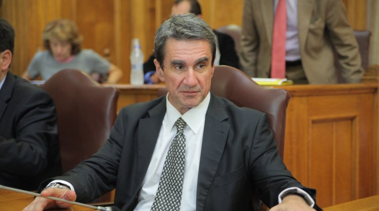 Λοβέρδος:«Παπατζίδικη» η τακτική Μαξίμου στον εκλογικό νόμο