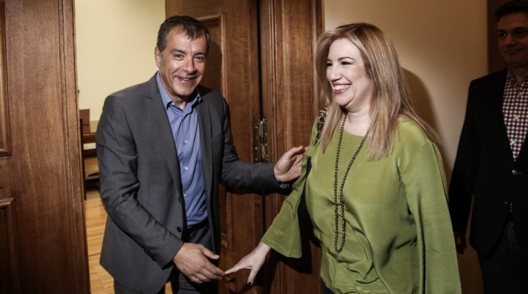 Απόλυτο όχι της Φώφης σε Τσίπρα - Πιό κοντά με Σταύρο