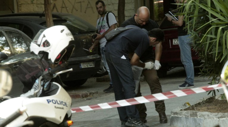 Εγκλημα στο κέντρο της Αθήνας: «Μου πειράζετε τη γυναίκα, θα σας δείξω...»
