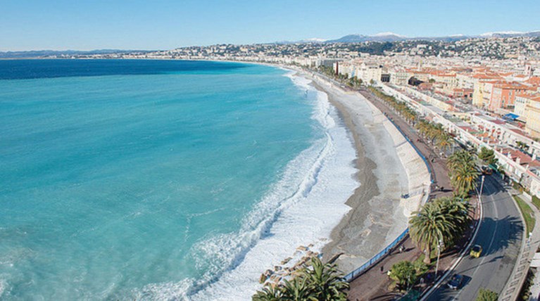 Promenade des Anglais: Πυρ στην Ευρώπη, τσακίστε τα σύμβολα