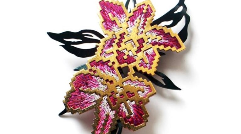 Ο «Αντίλογος» του κοσμήματος στην γκαλερί El Marneri