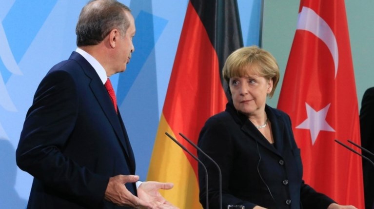 ΕΕ προς Ερντογάν:Με τη θανατική ποινή ξέχνα την Ευρώπη