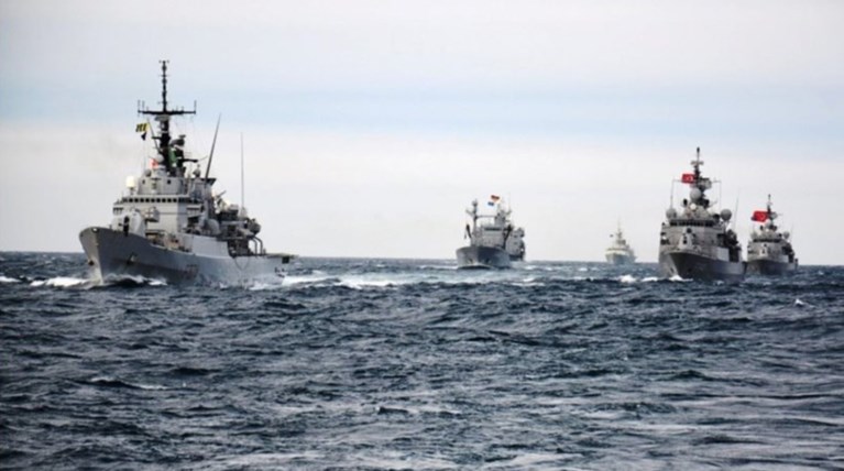 Θρίλερ στο Αιγαίο με τουρκικά φουσκωτά, F16 & κομμάντος