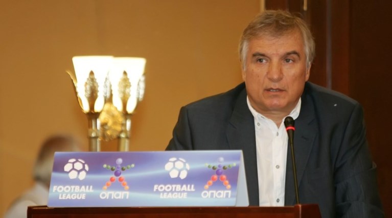 Μαφιόζικη επίθεση σε σύμβουλο της ΕΠΟ έξω από το σπίτι του