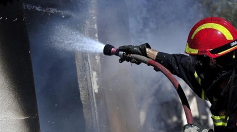 Φωτιά με έκρηξη σε σπίτι στο Πήλιο-Κάηκε 56χρονος