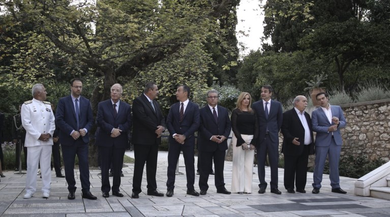 Τα «πηγαδάκια» στο Προεδρικό & οι συζητήσεις στο «κιόσκι»