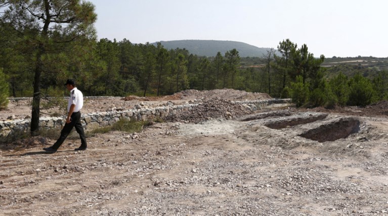 Σοκ στην Τουρκία: Έφτιαξαν νεκροταφείο «προδοτών»