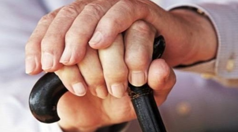 Συνελήφθη 86χρονος στην Πάτρα για απόπειρα ανθρωποκτονίας