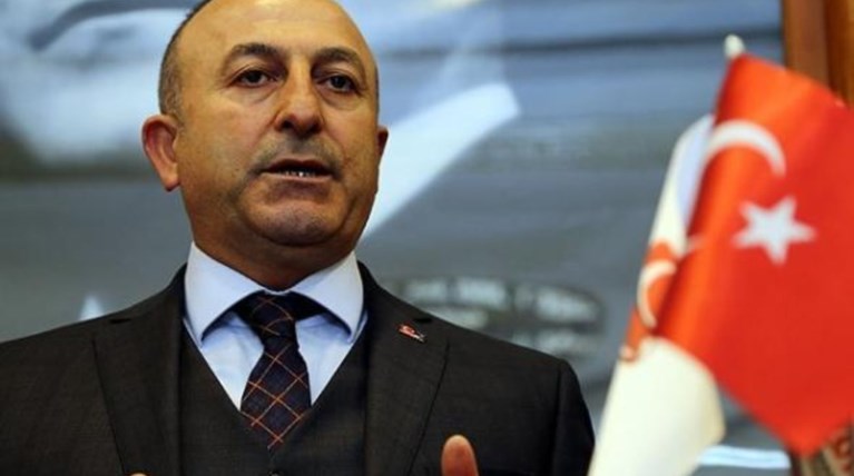 Εκβιασμός Τσαβούσοβλου:χωρίς βίζα τέλος στη συμφωνια για τους πρόσφυγες