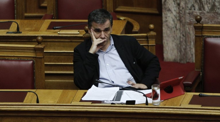 «Tρύπα» στα έσοδα έδειξε το το κρας τεστ του Ιουλίου