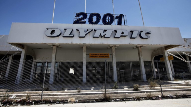 Ξέσπασε πολιτική θύελλα για τα «αρχαία» στο Ελληνικό
