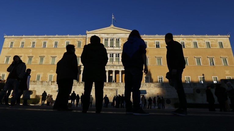 Μετά την καλοκαιρινή "βουτιά", φόροι 30 δισ. σε ένα εξάμηνο