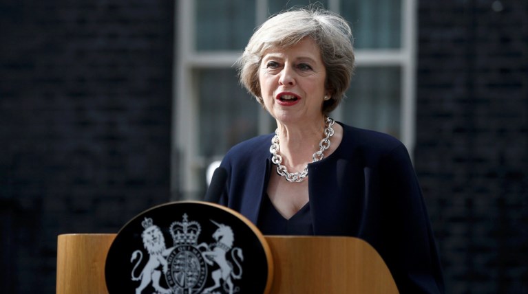 Βρετανία: Οχι πριν το 2017 το αίτημα για Brexit