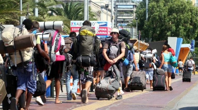 Γερμανός σε ταξιτζή: Δεν σε πληρώνω γιατί μας χρωστάτε