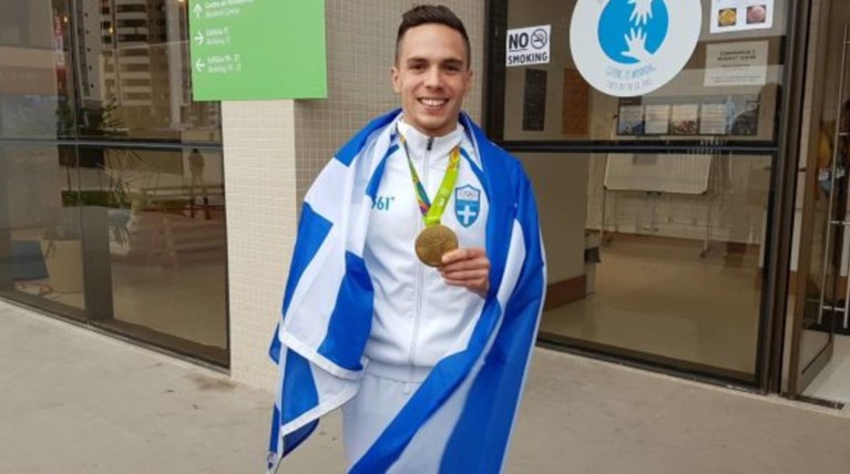 Το συγκινητικό μήνυμα του Πετρούνια στο Facebook