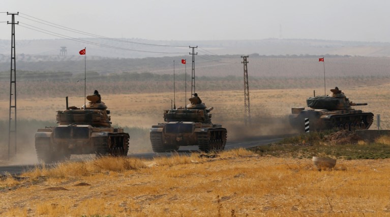 Είκοσι τουρκικά άρματα έχουν εισβάλει στη Συρία