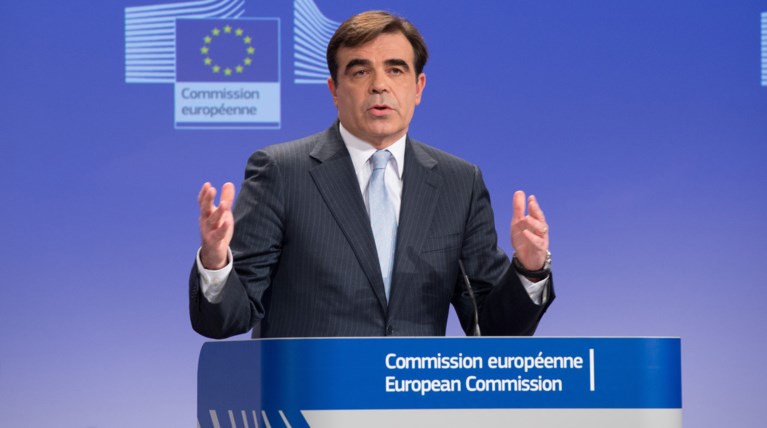 Ηχηρή στήριξη Κομισιόν σε ΕΛΣΤΑΤ και Γεωργίου