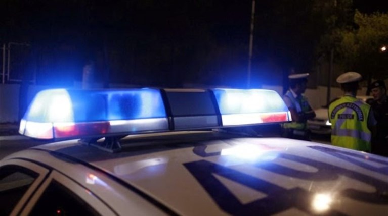 Σοκ στην Κατερίνη: Βρέθηκε νεογέννητο σε φωταγωγό πολυκατοικίας