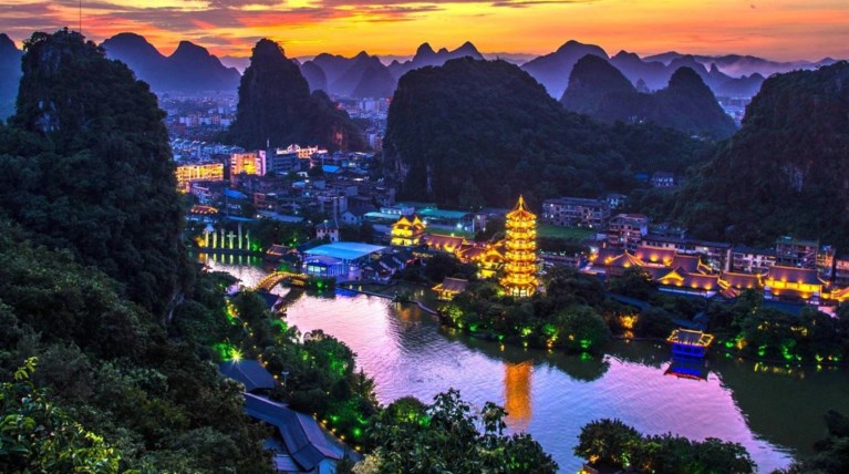 Γκουιλίν: Δείτε πού βρίσκεται το «άγνωστο» πιο όμορφο μέρος του κόσμου