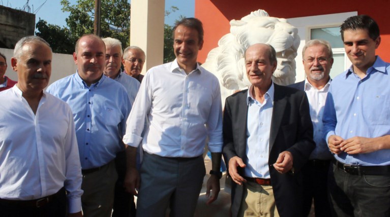 Μητσοτάκης: Ο φόρος στο κρασί θα καταργηθεί