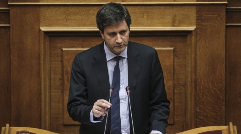 Κυβερνητική αναδίπλωση για ΕΛΣΤΑΤ από τον Χουλιαράκη