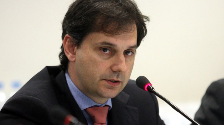 Θεοχάρης:Ταπεινωτική αναδίπλωση της κυβέρνησης για την ΕΛΣΤΑΤ