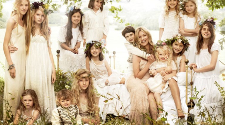 Κέιτ Μος: Ετοιμάζει γάμο για λίγους και εκλεκτούς στην Ελλάδα