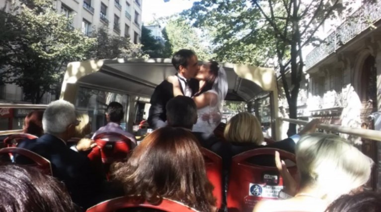 Γάμος αλα... Κρητικά στο Παρίσι