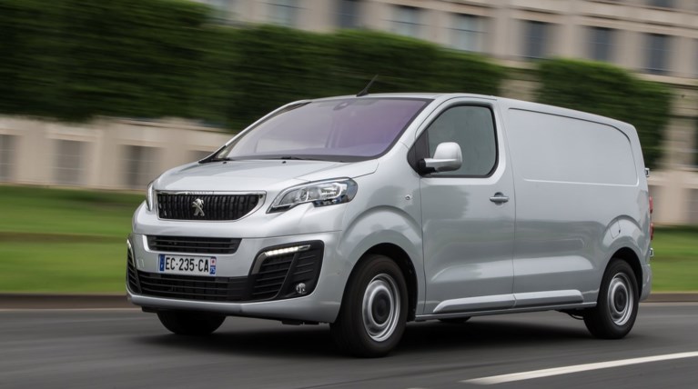 Το νέο Peugeot Expert δεν φοβάται τους μικρούς χώρους
