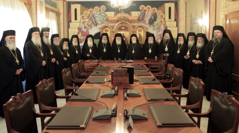 Η προσευχή στα σχολεία είναι υποχρεωτική θυμίζει η Διαρκής Ιερά Σύνοδος