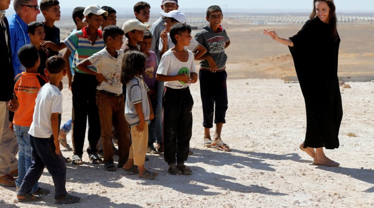 Αντζελίνα Τζολί: Να μπει επιτέλους τέλος στον πόλεμο στη Συρία