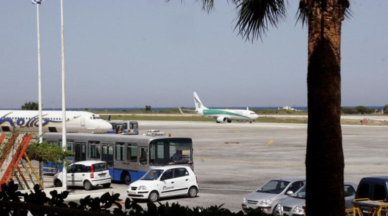 Συναγερμός στη Ρόδο από αναγκαστική προσγείωση αεροσκάφους
