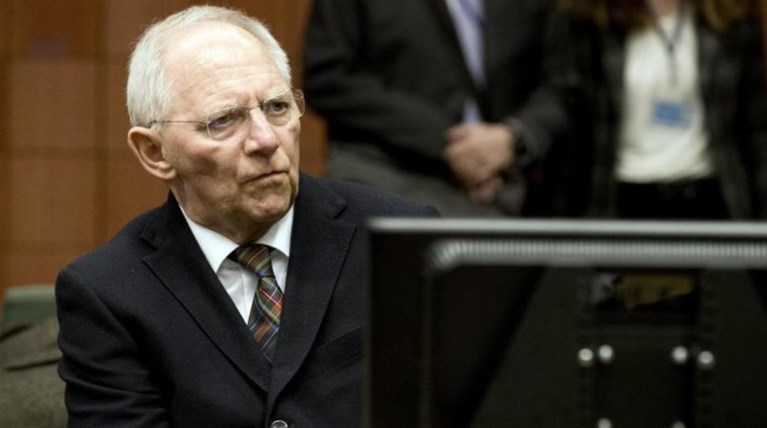 Σόιμπλε:Ο μακροβιότερος βουλευτής στη Bundestag θα ξανακατέβει στις εκλογές