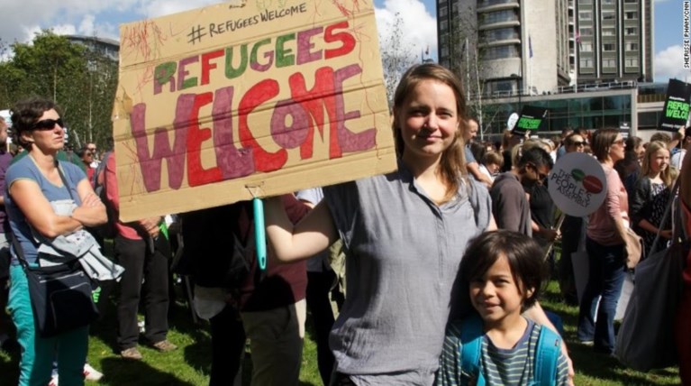 20.000 άτομα υπέρ των προσφύγων στο Λονδίνο