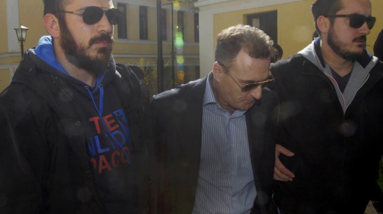 H Attica Bank διατηρεί ακόμα τη σύμβαση με τον Τάκη Μουσά!